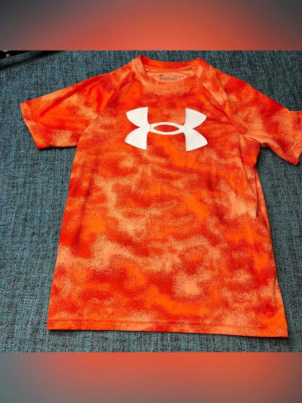 Under Armour Youth Boys Orange Athletic Short Sleeve T-Shirt Youth Boys Large